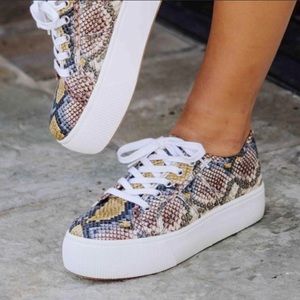 STEVE MADDEN Emmi Platform Sneakers